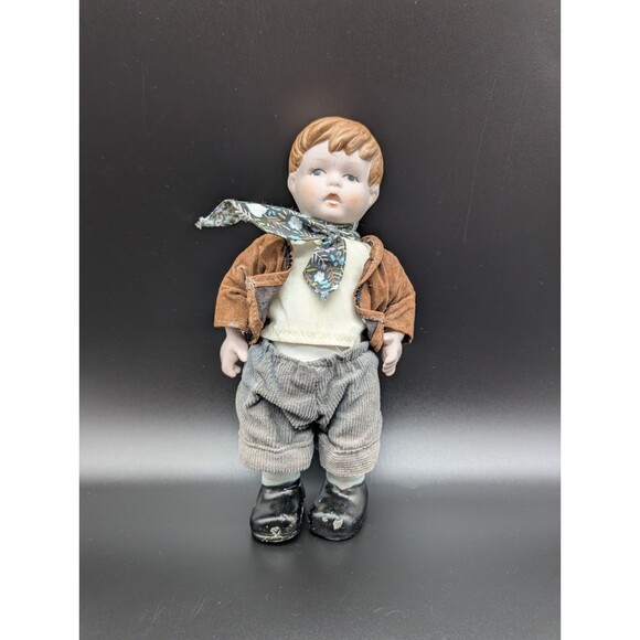 Vintage Oumlet Hansel Bisque Porcelain Doll Strung Joint 10 inches tall - Picture 3 of 8